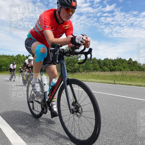 21.06.2026 - Viking Triathlon Michael Burmester http://msf.ph/oto/9874596 21.06.2026 12:52:35 Radfahren 63, 64, 75, 87, 89, 95, 118, 162, 198, 411, 459, 460, 464, 490, 522, 552, 619 meine-sportfotos.de