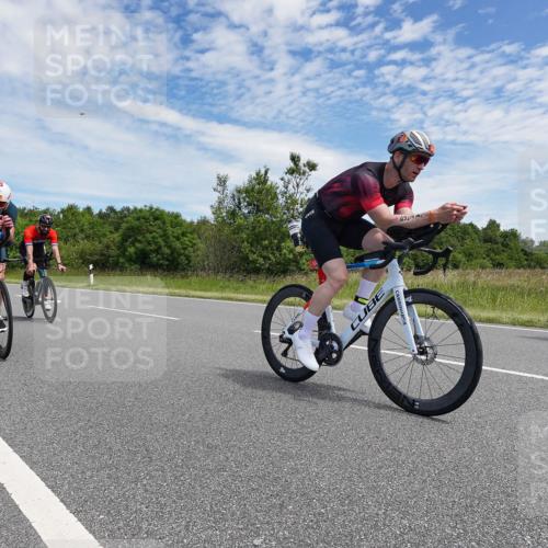 21.06.2026 - Viking Triathlon Michael Burmester http://msf.ph/oto/9874615 21.06.2026 12:52:37 Radfahren 63, 64, 75, 87, 89, 95, 118, 162, 302, 411, 459, 460, 464, 490, 522, 552, 619 meine-sportfotos.de