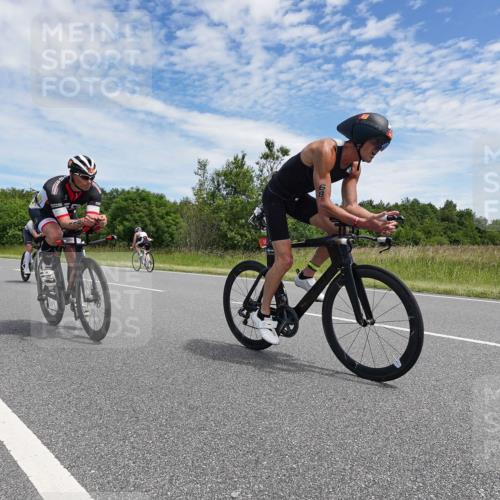 21.06.2026 - Viking Triathlon Michael Burmester http://msf.ph/oto/9874621 21.06.2026 12:52:39 Radfahren 63, 64, 75, 87, 89, 95, 118, 162, 275, 302, 411, 459, 460, 464, 490, 522, 552 meine-sportfotos.de