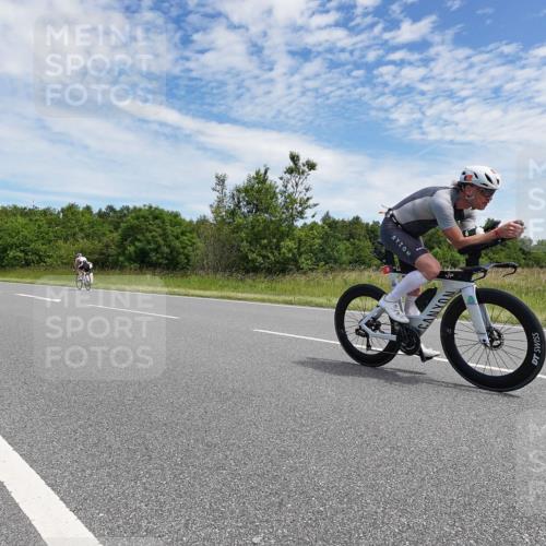 21.06.2026 - Viking Triathlon Michael Burmester http://msf.ph/oto/9874628 21.06.2026 12:52:39 Radfahren 63, 64, 75, 87, 89, 95, 118, 162, 275, 302, 411, 459, 460, 464, 490, 522, 552 meine-sportfotos.de