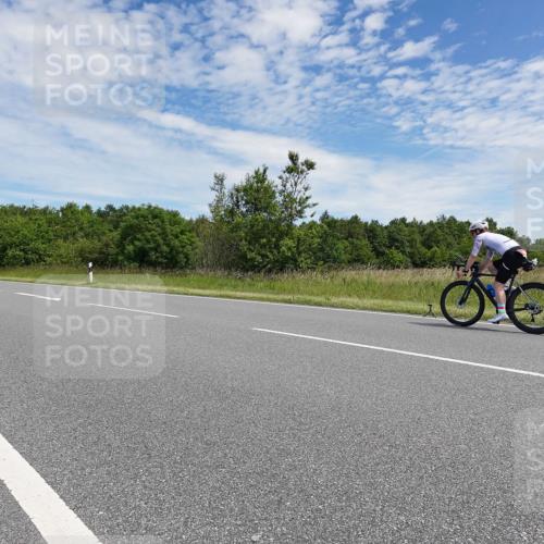 21.06.2026 - Viking Triathlon Michael Burmester http://msf.ph/oto/9874738 21.06.2026 12:54:04 Radfahren 107, 286, 296, 314, 376, 414, 560, 574 meine-sportfotos.de