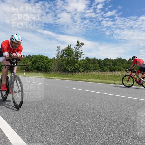21.06.2026 - Viking Triathlon Michael Burmester http://msf.ph/oto/9874750 21.06.2026 12:54:09 Radfahren 107, 154, 220, 286, 296, 314, 376, 414, 560, 574 meine-sportfotos.de