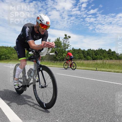 21.06.2026 - Viking Triathlon Michael Burmester http://msf.ph/oto/9874753 21.06.2026 12:54:10 Radfahren 107, 154, 220, 286, 296, 314, 376, 414, 560, 574 meine-sportfotos.de