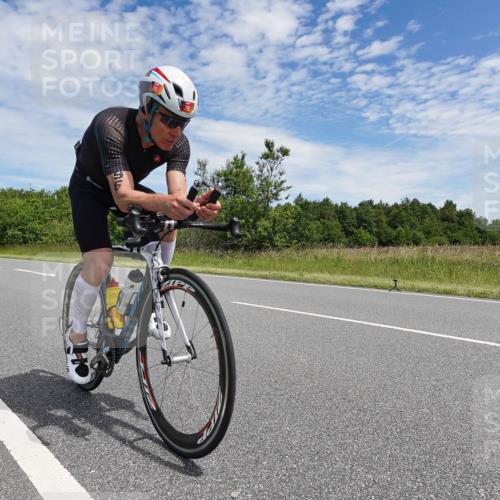 21.06.2026 - Viking Triathlon Michael Burmester http://msf.ph/oto/9874775 21.06.2026 12:54:17 Radfahren 154, 220, 296, 376, 414, 560, 574, 625 meine-sportfotos.de