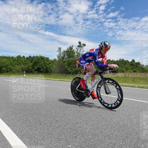 21.06.2026 - Viking Triathlon Michael Burmester http://msf.ph/oto/9874799 21.06.2026 12:54:26 Radfahren 154, 220, 289, 340, 625 meine-sportfotos.de
