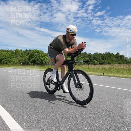 21.06.2026 - Viking Triathlon Michael Burmester http://msf.ph/oto/9874806 21.06.2026 12:54:37 Radfahren 289, 331, 340, 663 meine-sportfotos.de