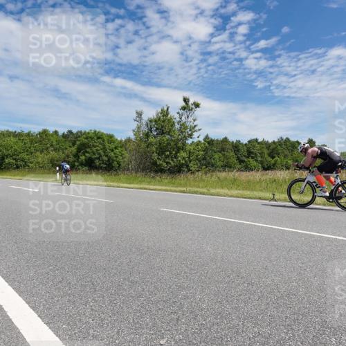 21.06.2026 - Viking Triathlon Michael Burmester http://msf.ph/oto/9874883 21.06.2026 12:55:44 Radfahren 56, 247, 485, 567 meine-sportfotos.de