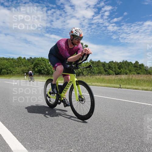 21.06.2026 - Viking Triathlon Michael Burmester http://msf.ph/oto/9874891 21.06.2026 12:55:55 Radfahren 56, 172, 247, 485, 567 meine-sportfotos.de