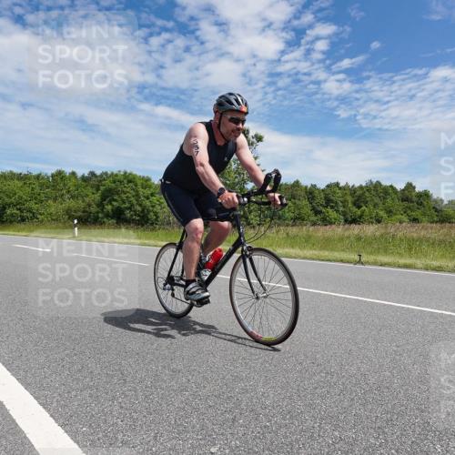 21.06.2026 - Viking Triathlon Michael Burmester http://msf.ph/oto/9874920 21.06.2026 12:56:22 Radfahren 33, 113, 137, 255, 287, 357 meine-sportfotos.de