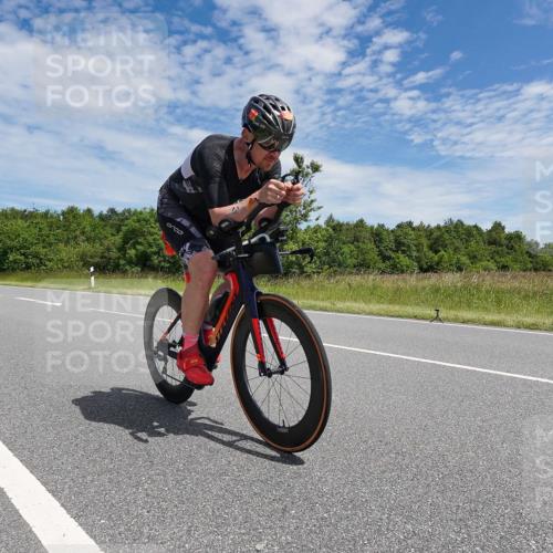 21.06.2026 - Viking Triathlon Michael Burmester http://msf.ph/oto/9874928 21.06.2026 12:56:26 Radfahren 33, 113, 137, 255, 287, 357, 489 meine-sportfotos.de