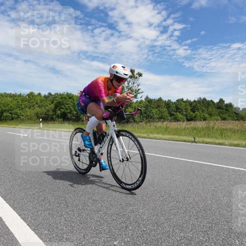 21.06.2026 - Viking Triathlon Michael Burmester http://msf.ph/oto/9875050 21.06.2026 12:58:10 Radfahren 96, 303, 571, 601 meine-sportfotos.de