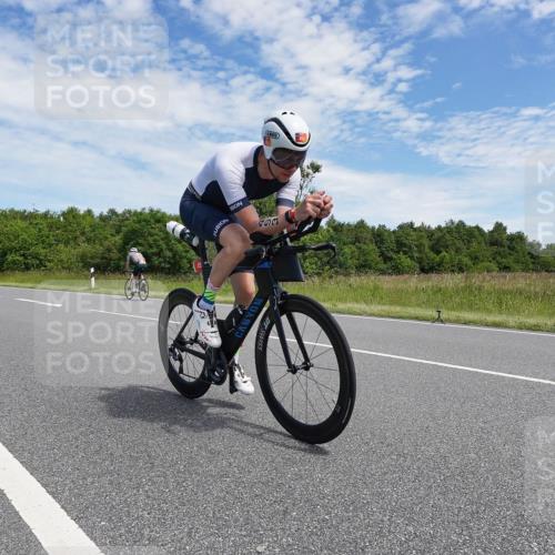 21.06.2026 - Viking Triathlon Michael Burmester http://msf.ph/oto/9875117 21.06.2026 12:59:27 Radfahren 493, 640 meine-sportfotos.de