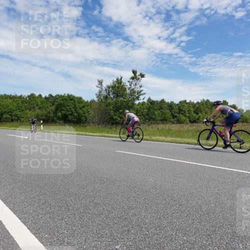 21.06.2026 - Viking Triathlon Michael Burmester http://msf.ph/oto/9875192 21.06.2026 13:00:47 Radfahren 377, 416, 511, 521, 529 meine-sportfotos.de