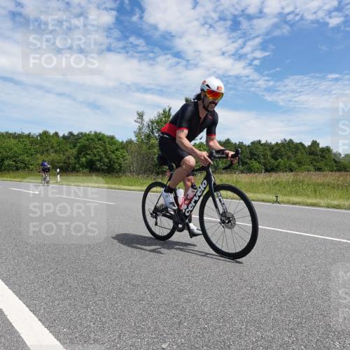 21.06.2026 - Viking Triathlon Michael Burmester http://msf.ph/oto/9875198 21.06.2026 13:00:52 Radfahren 377, 416, 511, 521, 529, 542 meine-sportfotos.de