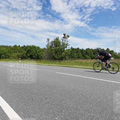 21.06.2026 - Viking Triathlon Michael Burmester http://msf.ph/oto/9875230 21.06.2026 13:01:27 Radfahren 283, 307 meine-sportfotos.de