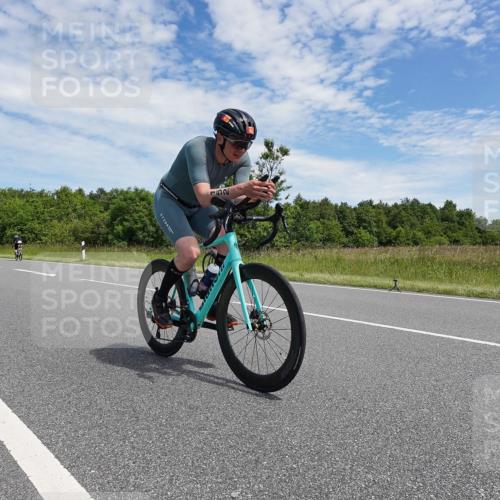 21.06.2026 - Viking Triathlon Michael Burmester http://msf.ph/oto/9875238 21.06.2026 13:01:30 Radfahren 283, 307 meine-sportfotos.de
