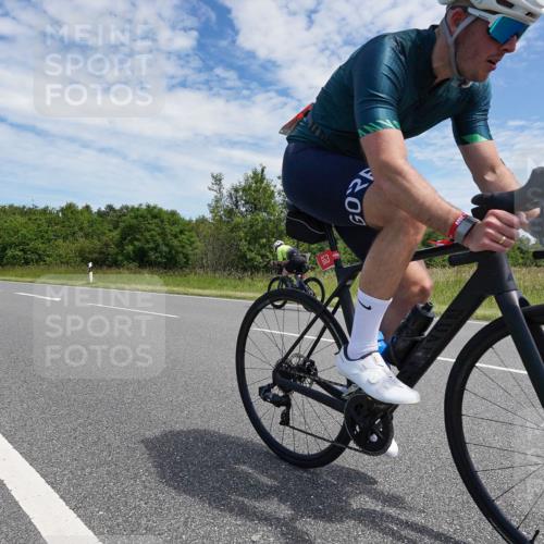 21.06.2026 - Viking Triathlon Michael Burmester http://msf.ph/oto/9875258 21.06.2026 13:01:46 Radfahren 174, 307, 512, 653 meine-sportfotos.de