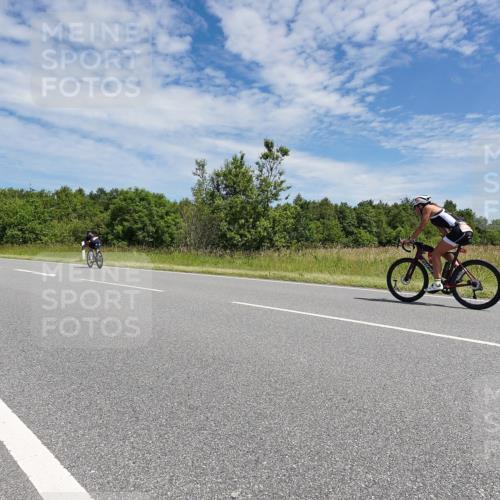 21.06.2026 - Viking Triathlon Michael Burmester http://msf.ph/oto/9875265 21.06.2026 13:02:23 Radfahren 385, 405 meine-sportfotos.de