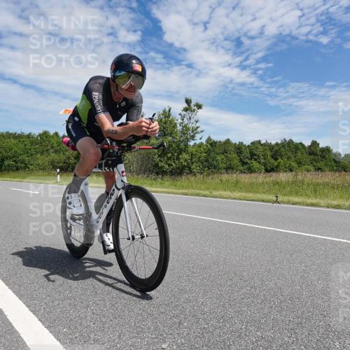 21.06.2026 - Viking Triathlon Michael Burmester http://msf.ph/oto/9875301 21.06.2026 13:03:06 Radfahren 395, 417, 448, 628 meine-sportfotos.de