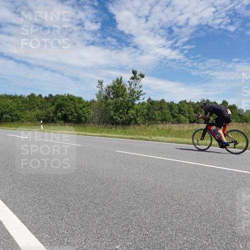 21.06.2026 - Viking Triathlon Michael Burmester http://msf.ph/oto/9875305 21.06.2026 13:03:08 Radfahren 395, 417, 448, 628 meine-sportfotos.de