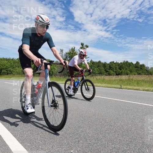 21.06.2026 - Viking Triathlon Michael Burmester http://msf.ph/oto/9875336 21.06.2026 13:04:02 Radfahren 61, 209, 498, 609 meine-sportfotos.de