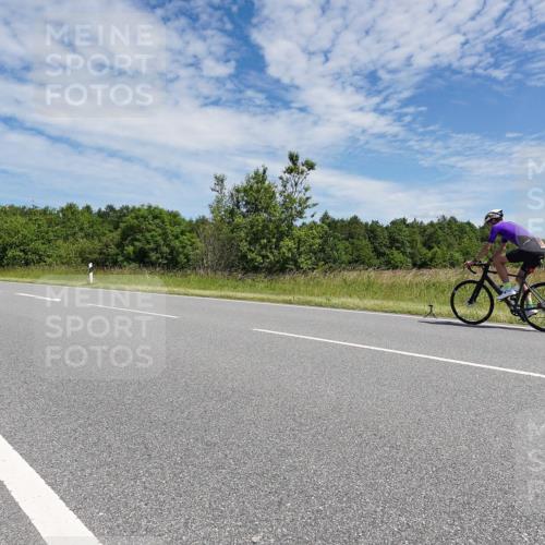 21.06.2026 - Viking Triathlon Michael Burmester http://msf.ph/oto/9875343 21.06.2026 13:04:11 Radfahren 61, 498, 550 meine-sportfotos.de