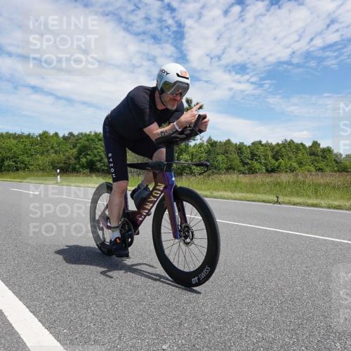 21.06.2026 - Viking Triathlon Michael Burmester http://msf.ph/oto/9875470 21.06.2026 13:07:20 Radfahren 59, 345 meine-sportfotos.de