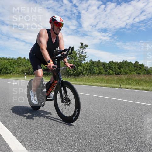 21.06.2026 - Viking Triathlon Michael Burmester http://msf.ph/oto/9875494 21.06.2026 13:07:48 Radfahren 329, 538, 577, 650 meine-sportfotos.de