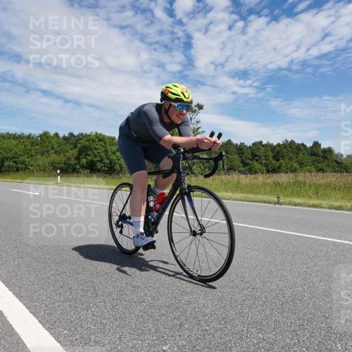 21.06.2026 - Viking Triathlon Michael Burmester http://msf.ph/oto/9875546 21.06.2026 13:08:40 Radfahren 182, 183, 207, 318, 324, 325, 398, 439 meine-sportfotos.de