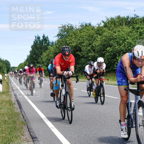 21.06.2026 - Viking Triathlon Michael Burmester http://msf.ph/oto/9875594 21.06.2026 12:52:34 Radfahren 63, 64, 75, 87, 89, 95, 118, 162, 198, 275, 302, 411, 459, 460, 464, 490, 522, 552, 619 meine-sportfotos.de