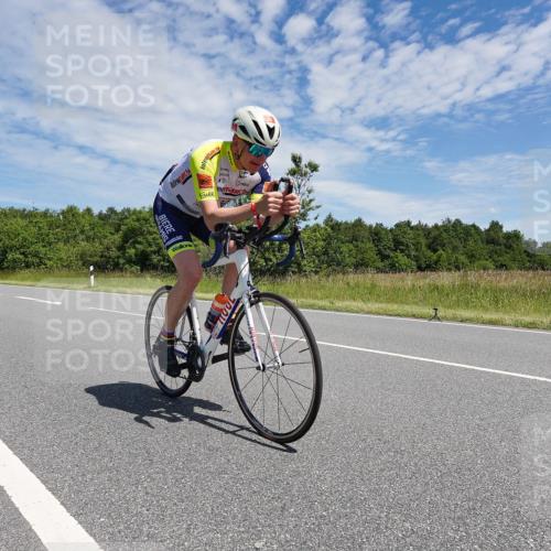 21.06.2026 - Viking Triathlon Michael Burmester http://msf.ph/oto/9875650 21.06.2026 13:09:44 Radfahren 632 meine-sportfotos.de