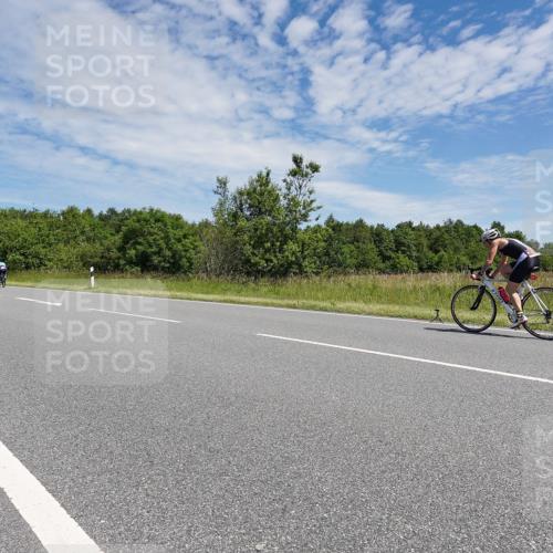 21.06.2026 - Viking Triathlon Michael Burmester http://msf.ph/oto/9875660 21.06.2026 13:09:50 Radfahren 605, 632 meine-sportfotos.de