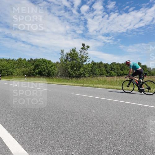 21.06.2026 - Viking Triathlon Michael Burmester http://msf.ph/oto/9875663 21.06.2026 13:09:54 Radfahren 605, 632 meine-sportfotos.de