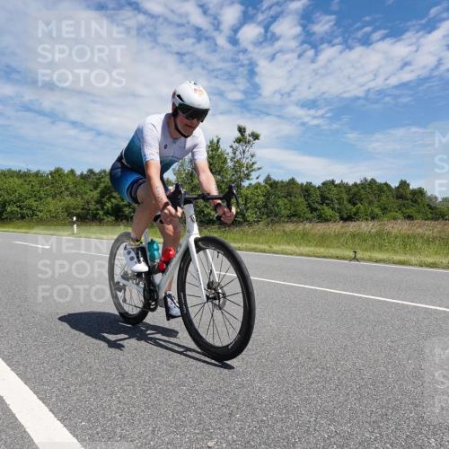 21.06.2026 - Viking Triathlon Michael Burmester http://msf.ph/oto/9875675 21.06.2026 13:10:34 Radfahren 178, 178, 339 meine-sportfotos.de