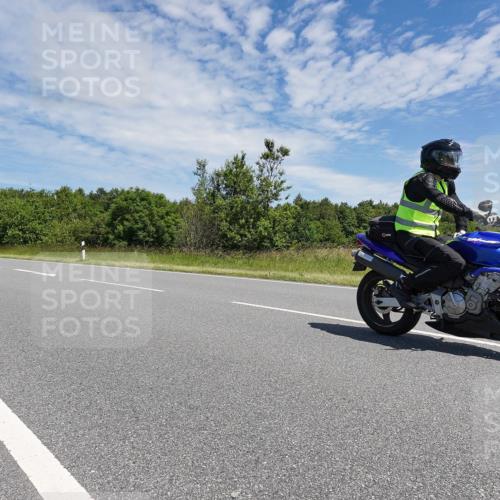 21.06.2026 - Viking Triathlon Michael Burmester http://msf.ph/oto/9875680 21.06.2026 13:10:42 Radfahren 178, 178, 339 meine-sportfotos.de