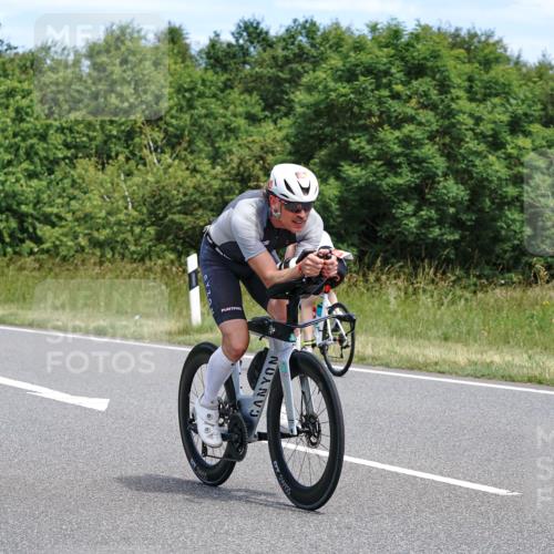 21.06.2026 - Viking Triathlon Michael Burmester http://msf.ph/oto/9875685 21.06.2026 12:52:38 Radfahren 63, 64, 75, 87, 89, 95, 118, 162, 269, 275, 302, 411, 459, 460, 464, 490, 522, 552 meine-sportfotos.de