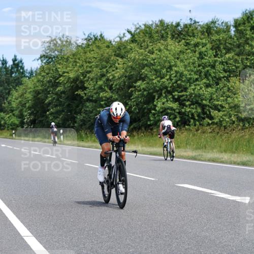 21.06.2026 - Viking Triathlon Michael Burmester http://msf.ph/oto/9875691 21.06.2026 12:52:40 Radfahren 63, 64, 75, 87, 89, 95, 118, 162, 269, 275, 302, 459, 460, 484, 490, 522, 552 meine-sportfotos.de