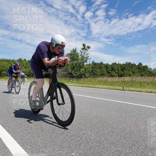 21.06.2026 - Viking Triathlon Michael Burmester http://msf.ph/oto/9875754 21.06.2026 13:11:20 Radfahren 313, 341, 424, 470, 561 meine-sportfotos.de