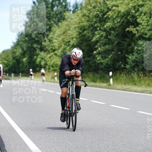21.06.2026 - Viking Triathlon Michael Burmester http://msf.ph/oto/9875755 21.06.2026 12:52:51 Radfahren 24, 84, 224, 269, 275, 302, 382, 460, 484, 490 meine-sportfotos.de