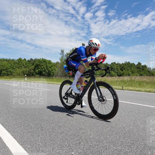 21.06.2026 - Viking Triathlon Michael Burmester http://msf.ph/oto/9875791 21.06.2026 13:11:34 Radfahren 313, 470, 494 meine-sportfotos.de