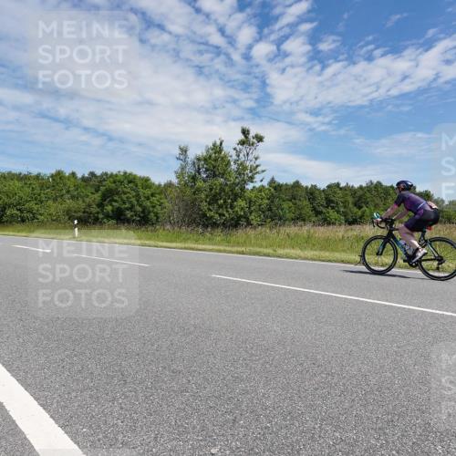 21.06.2026 - Viking Triathlon Michael Burmester http://msf.ph/oto/9875823 21.06.2026 13:12:01 Radfahren 164 meine-sportfotos.de