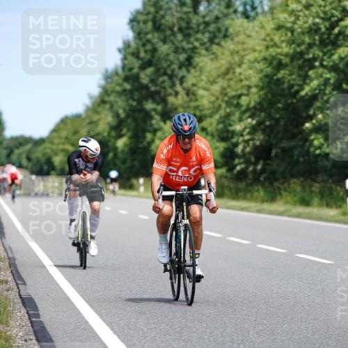 21.06.2026 - Viking Triathlon Michael Burmester http://msf.ph/oto/9875829 21.06.2026 12:53:08 Radfahren 24, 84, 97, 224, 305, 382, 431, 445, 484, 618 meine-sportfotos.de