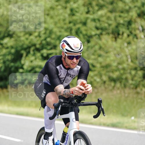 21.06.2026 - Viking Triathlon Michael Burmester http://msf.ph/oto/9875860 21.06.2026 12:53:10 Radfahren 24, 84, 97, 224, 305, 382, 431, 445, 618 meine-sportfotos.de