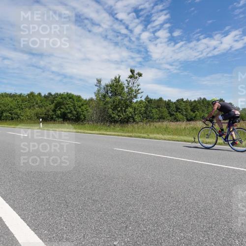 21.06.2026 - Viking Triathlon Michael Burmester http://msf.ph/oto/9875888 21.06.2026 13:13:41 Radfahren 54 meine-sportfotos.de