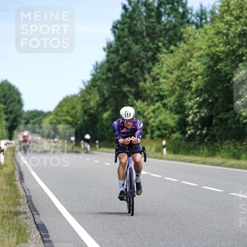 21.06.2026 - Viking Triathlon Michael Burmester http://msf.ph/oto/9875893 21.06.2026 12:53:32 Radfahren 168, 237, 431, 431, 445, 545, 652, 652 meine-sportfotos.de