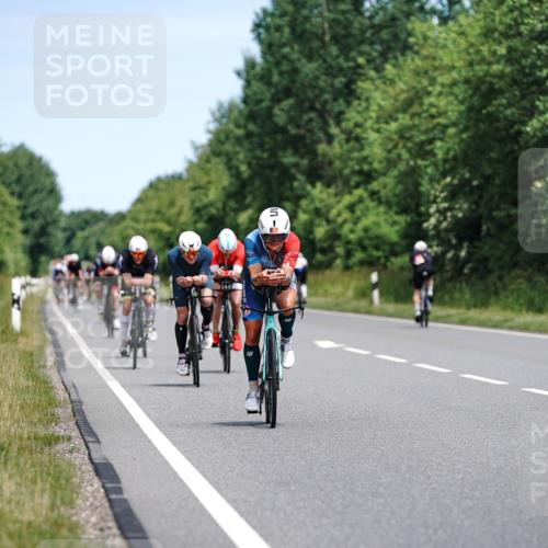 21.06.2026 - Viking Triathlon Michael Burmester http://msf.ph/oto/9875936 21.06.2026 12:54:04 Radfahren 107, 154, 220, 286, 296, 314, 376, 414, 560, 574 meine-sportfotos.de