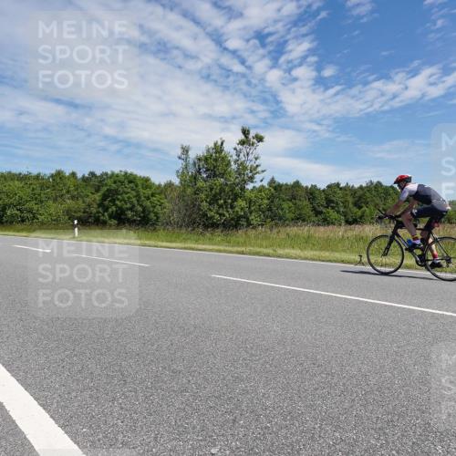 21.06.2026 - Viking Triathlon Michael Burmester http://msf.ph/oto/9875959 21.06.2026 13:14:51 Radfahren 251, 366 meine-sportfotos.de