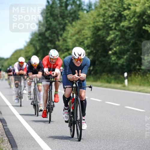 21.06.2026 - Viking Triathlon Michael Burmester http://msf.ph/oto/9875960 21.06.2026 12:54:07 Radfahren 107, 154, 220, 286, 296, 314, 376, 414, 560, 574, 625 meine-sportfotos.de