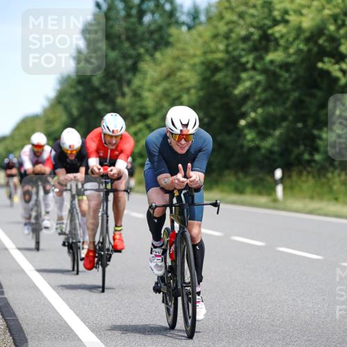 21.06.2026 - Viking Triathlon Michael Burmester http://msf.ph/oto/9875968 21.06.2026 12:54:07 Radfahren 107, 154, 220, 286, 296, 314, 376, 414, 560, 574, 625 meine-sportfotos.de