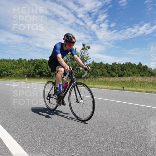 21.06.2026 - Viking Triathlon Michael Burmester http://msf.ph/oto/9875974 21.06.2026 13:15:03 Radfahren 105, 366 meine-sportfotos.de